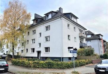SCHÖNE EIGENTUMSWOHNUNG MIT EIGENEM KLEINEN GARTEN IN BRAMFELD