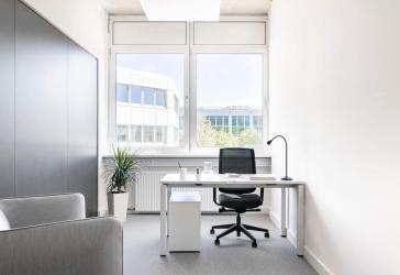 Privater Büroraum für 1 Person in Regus Docks Ismaning
