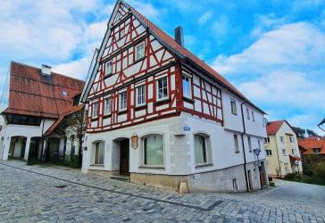 Historisches Fachwerkhaus mit Charme und vielseitigen Möglichkeiten