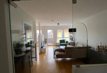 2,5 Zimmer mit Südbalkon, moderner EBK - Ecke Wendelbergstr./Berliner Allee - hinter Porsche-Zentrum