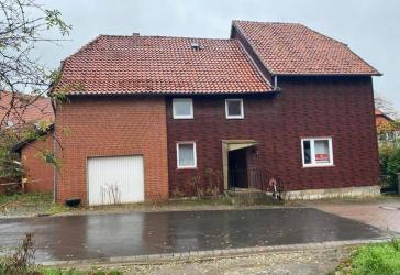 Sonderpreis Sarstedt-Hotteln, Haus für große Familie; leerstehend,