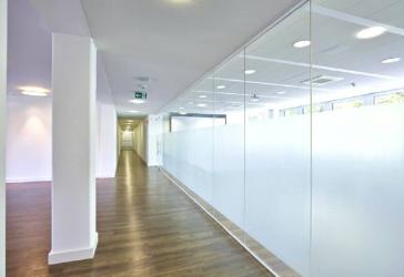 Ansprechendes Bürohaus ... Moderne Ausstattung