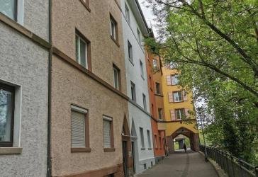 Sehr schöne 3 Zimmerwohnung zu vermieten.(Mit Einbauküche und Balkon) (Auch für WG sehr gut geeignet)
