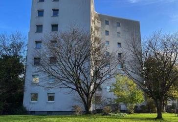 Großzügige 4-Raum-Erdgeschoßwohnung in Düsseldorf-Holthausen! Provisionsfrei!
