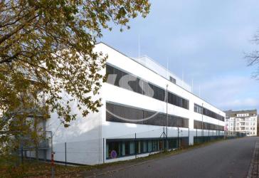860 m² - Büroetage mit Dachterrasse und Kantine