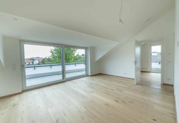 Exklusives 3-Zimmer-Penthouse mit Panoramablick und Stellplatz
