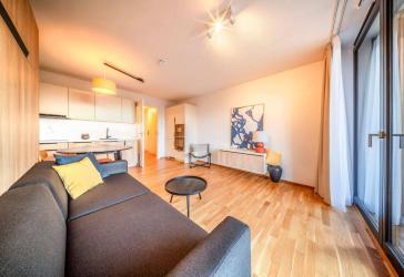 Möblierte 1-Zimmer Wohnung mit Loggia – Marina Garden Dresden