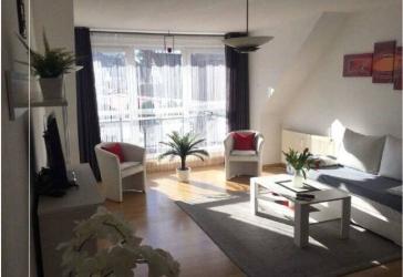 ***Tolle helle, grosse 2,5-Zimmer Wohnung mit Balkon/Dachgaube in Schieder-Schwalenberg***