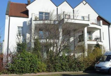 Helle 4,5- Zimmer- Wohnung mit Terrasse und Gartenanteil