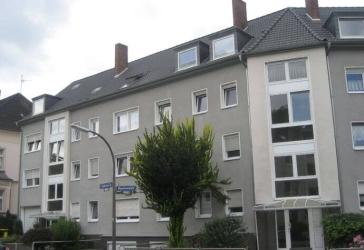 Gepflegte 2,5-Zimmer-Wohnung mit Balkon, Einbauküche, Echtholzparkett und neuer Gastherme in Dortmund
