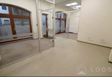 139 m² in der Marktpassage: Büro oder Praxis im Zentrum Finsterwaldes