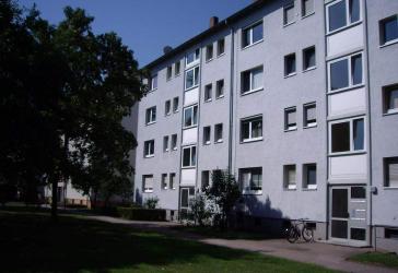 Sommeraktion! Langfristig vermietete Wohnung in beliebter Lage von Frankfurt-Niederrad!