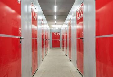 Schnell verfügbar: 1 m² Self Storage für Hausrat & Co.
