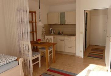 City-Apartment erster Stock mit großer Dachterrasse Domviertel möbliert