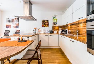 Möblierte 3-Zimmer Wohnung mit großer Terrasse in der beliebten Hamburger Hafen-City
