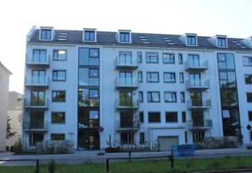 BESTE ZENTRALE LAGE: möblierte 1-Zimmer-Whg mit schönem unverbautem Blick in den Luitpoldpark inkl. Westbalkon