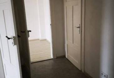 2 Raum Wohnung mit Balkon, hell und freundlich