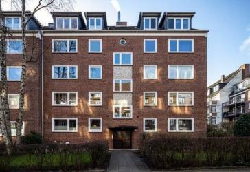 Möbliertes 4-Zimmer-Apartment mit großem Balkon zum Wohlfühlen in Hamburg Eppendorf - befristet