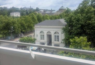 Teilmöbliertes Appartement im 4. OG mit Kurhausblick, Balkon und Aufzug