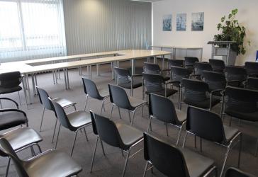 Businesscenter: Büroeinheiten (20,30,40,50 qm) Miete einschl. NK und 1 Stellplatz!