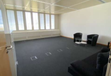 Einzel und Gruppenbüros im Büro und Service-Center TRIO