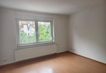 Helle renovierte 4-Zimmer-Wohnung, 2. OG, in ruhiger Altstadtlage, zentrumsnah, provisionsfrei!
