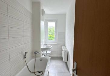 moderne 4-Raum-Wohnung