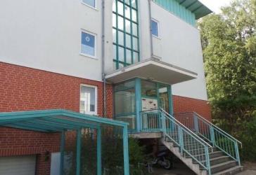 Im Hollergrund - gepflegte 80m² Wohnung mit Lift - 3 Zimmer - EBK - Tiefgarage - Keller