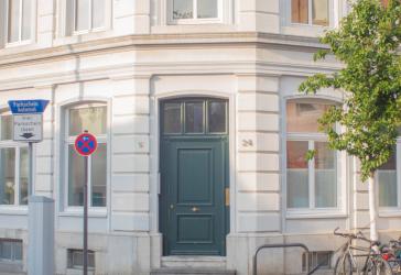 Möblierte Wohnung mit Terrasse am Aquis Plaza