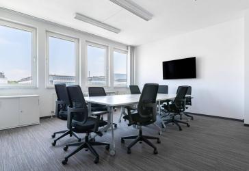 Privater Büroraum für 4 Person in HQ Feringastraße