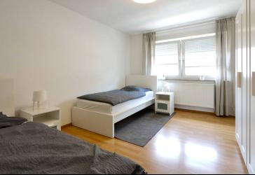 ruhige 3-Zimmer-Wohnung in Stuttgart-Bad Cannstatt - WOHNEN AUF ZEIT