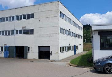 HALLE für PRODUKTION / LAGER ca.178m²- Stellplätze vorhanden!!