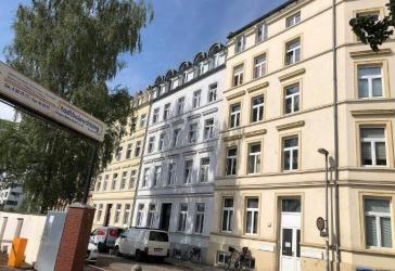 Helle ruhige Zweiraumwohnung mit Seeblick, möbliert