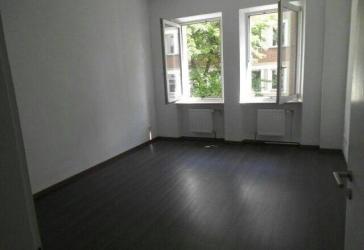 2-Zi-Altbau-Whg.: sanierte Wohlfühlwohnung