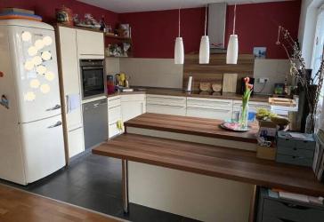 Perfekt für junge Familien 4-Zimmer-Wohnung Maisonettewohnung mit Balkon / Terrasse / Garten in Siegburg zur Miete