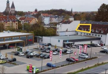 Gemütlich mit Loggia und praktischen kurzen Wegen