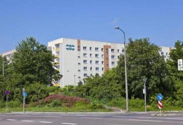 sehr schöne und renovierte, helle 2-Raum-Wohnung
