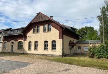 Denkmalobjekt mit viel Platz für Familie - in Top Lage Rodewisch