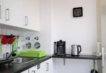 21937 HomeCompany Dresden Möbliert/Furnished Studio Apartment in Dresden-Neustadt max. 2 Personen