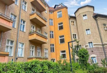 Vermietete 2-Zimmer-Altbauwohnung in Berlin-Friedenau - Solide Kapitalanlage in ruhiger Lage