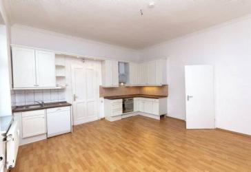Super 2 Zimmer Wohnung mit Küche und guter Verkehrsanbindung