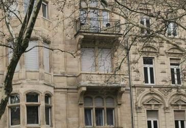 Renovierte 2 Zimmerwohnung