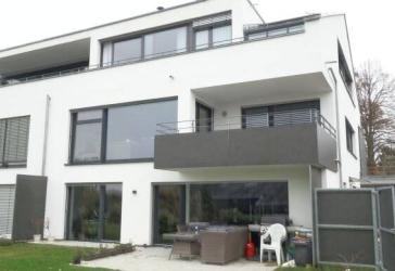 4 Zimmerwohnung mit großzügigem Südbalkon, 5 Familienhaus zentrumsnahe, Niederenergiehaus