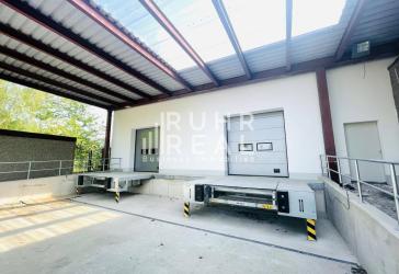 Hallenfläche ca. 3.800 m² | WGK-3 | Rampen | RUHR REAL
