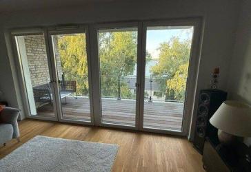 Neuwertige Wohnung mit unverbaubarem Blick auf die Trave