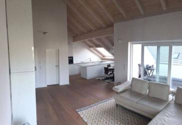 Ab 01.09.2026 zu vermieten: topmoderne, ruhige 2-Zimmer Dachgeschosswohnung nahe Audi in Etting
