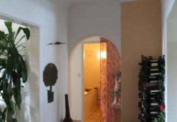 Schöne, zentrale 3-Zi.-Wohnung mit Südbalkon