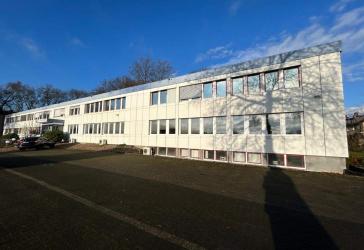 Flexible Bürofläche mit optionaler Hallenanbindung | Stellplätze | Ruhr Real