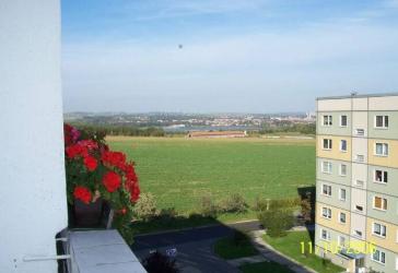 neu renovierte große 2- Raum- Wohnung in See- Nähe
