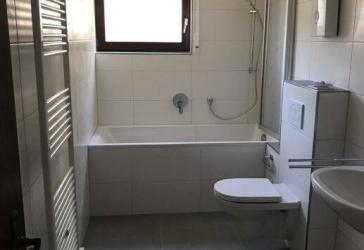 geräumige 1-Zimmer-Souterrain Wohnung in Seckbach1-Zi.-Mietwohnung in Frankfurt am Main